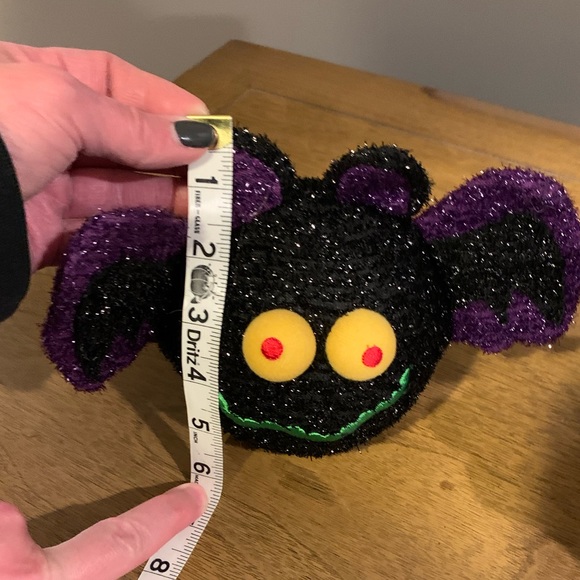 Halloween Light Up Pals, Bat, Like New Not InnOriginal Packaging,Includes 3- AAA - Picture 8 of 11